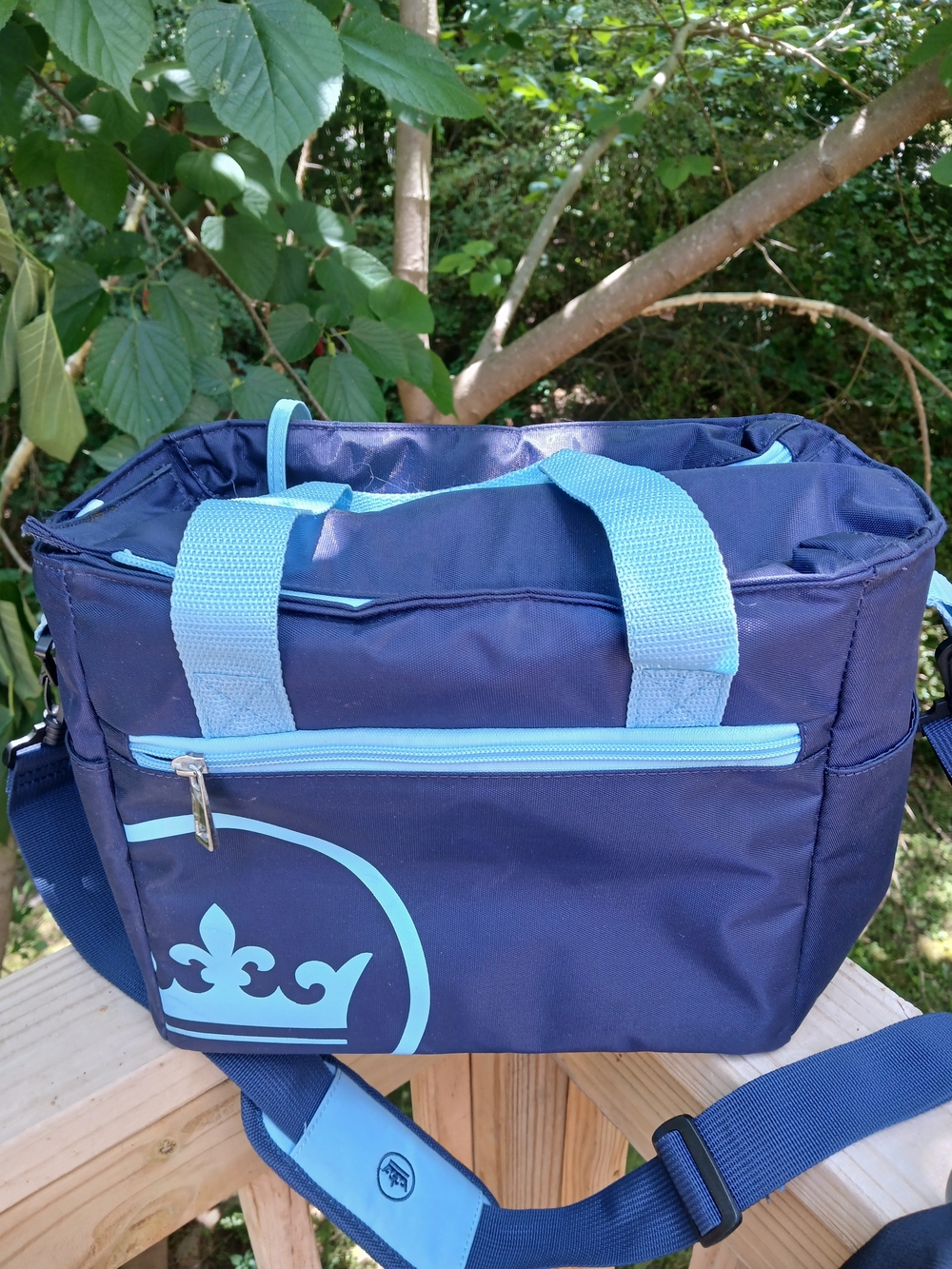 Navy and Light Blue Crown Peter Millar Nylon Shoulder Lunch Bag